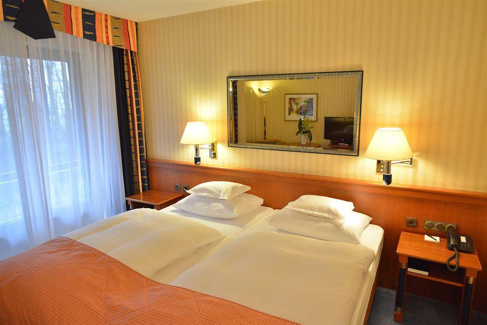 Schlosshotel Monrepos Ludwigsburg Eksteriør billede